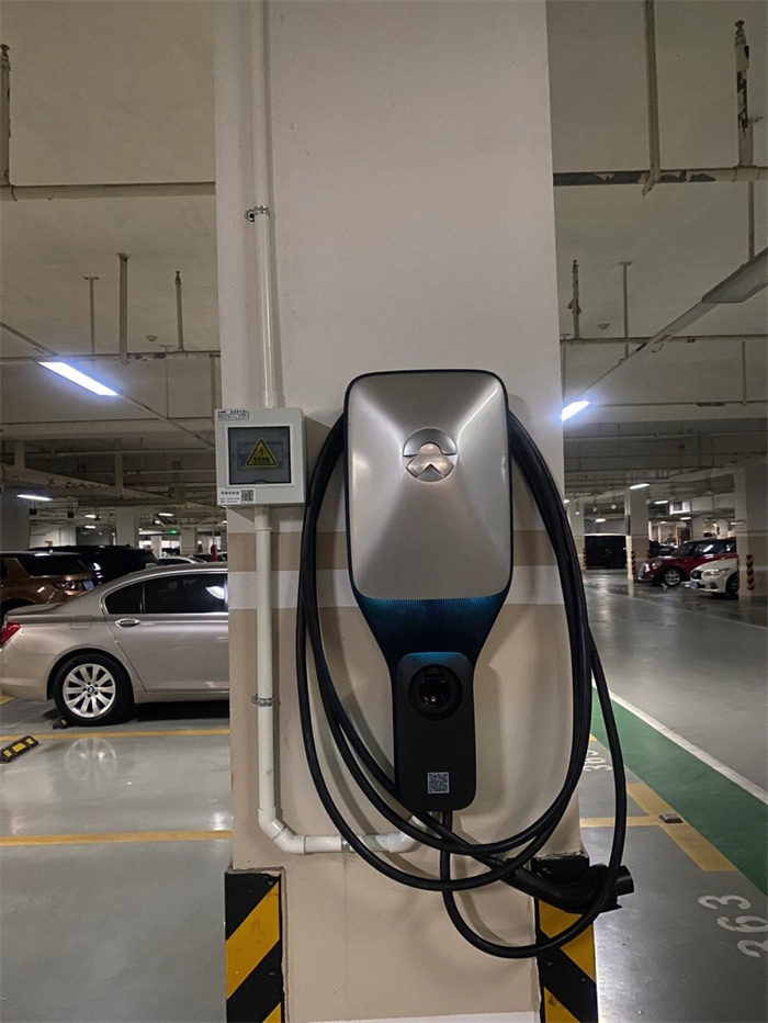 新能源汽車充電樁維修